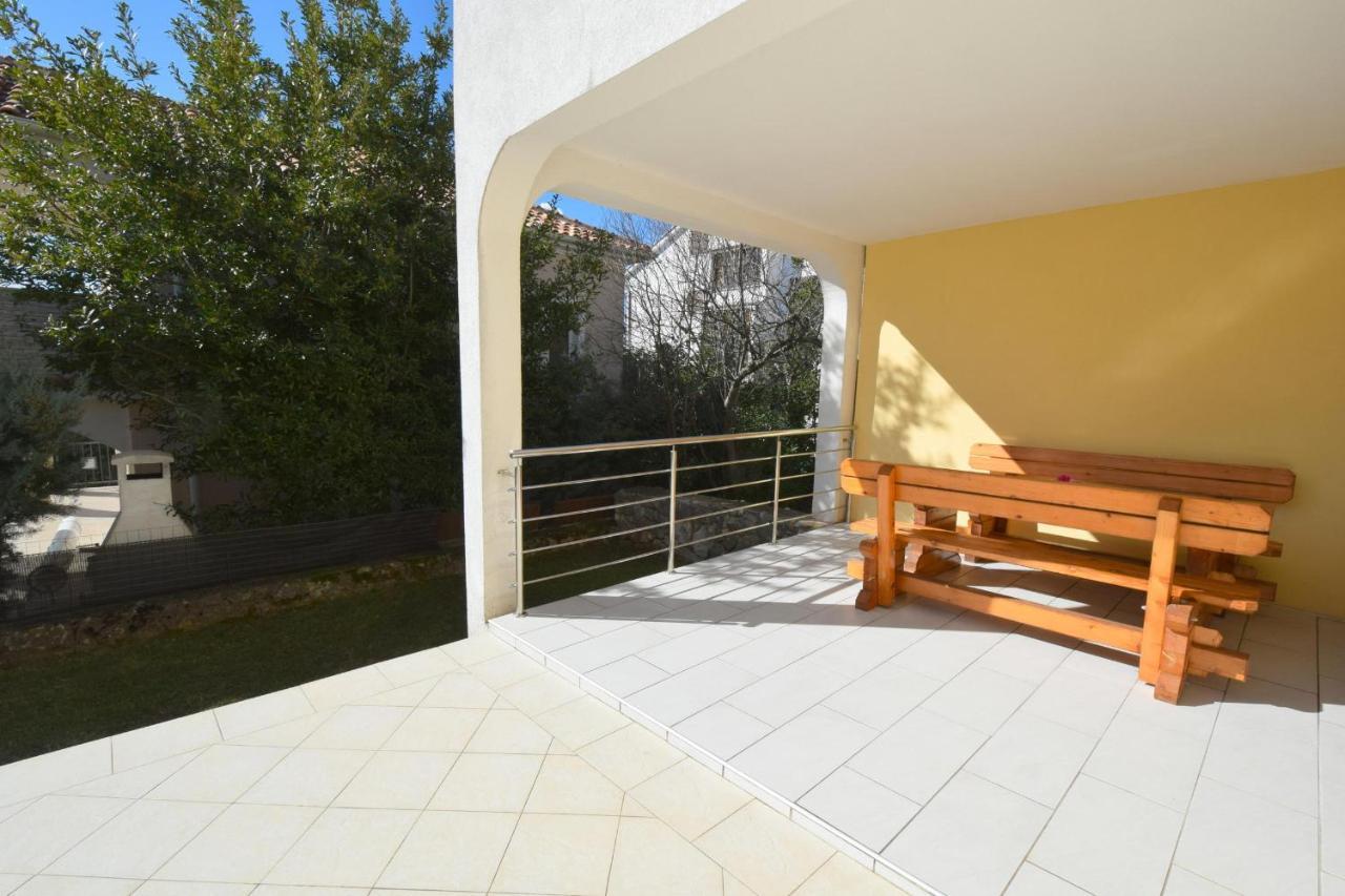 Apartments Buturajac Krk Town Exterior photo